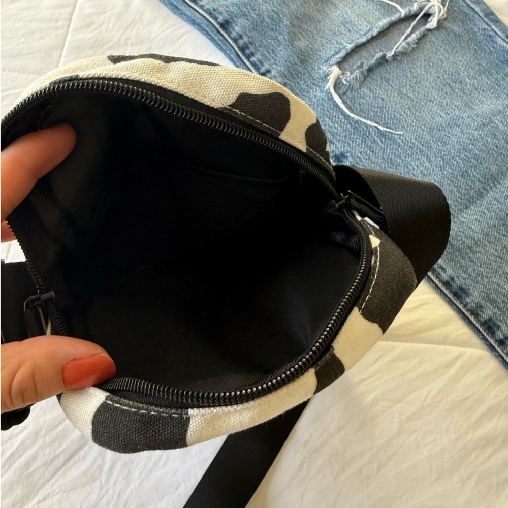 Cow Print Crossbody Bag - Picture 5 of 7